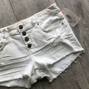 🔥🔥BILLABONG - DISTRESSED BUTTON DENIM SHORTS🔥🔥 no tags EUC